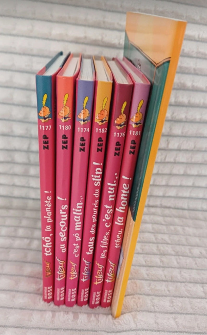Lots six livres Titeuf et un livre Les Profs