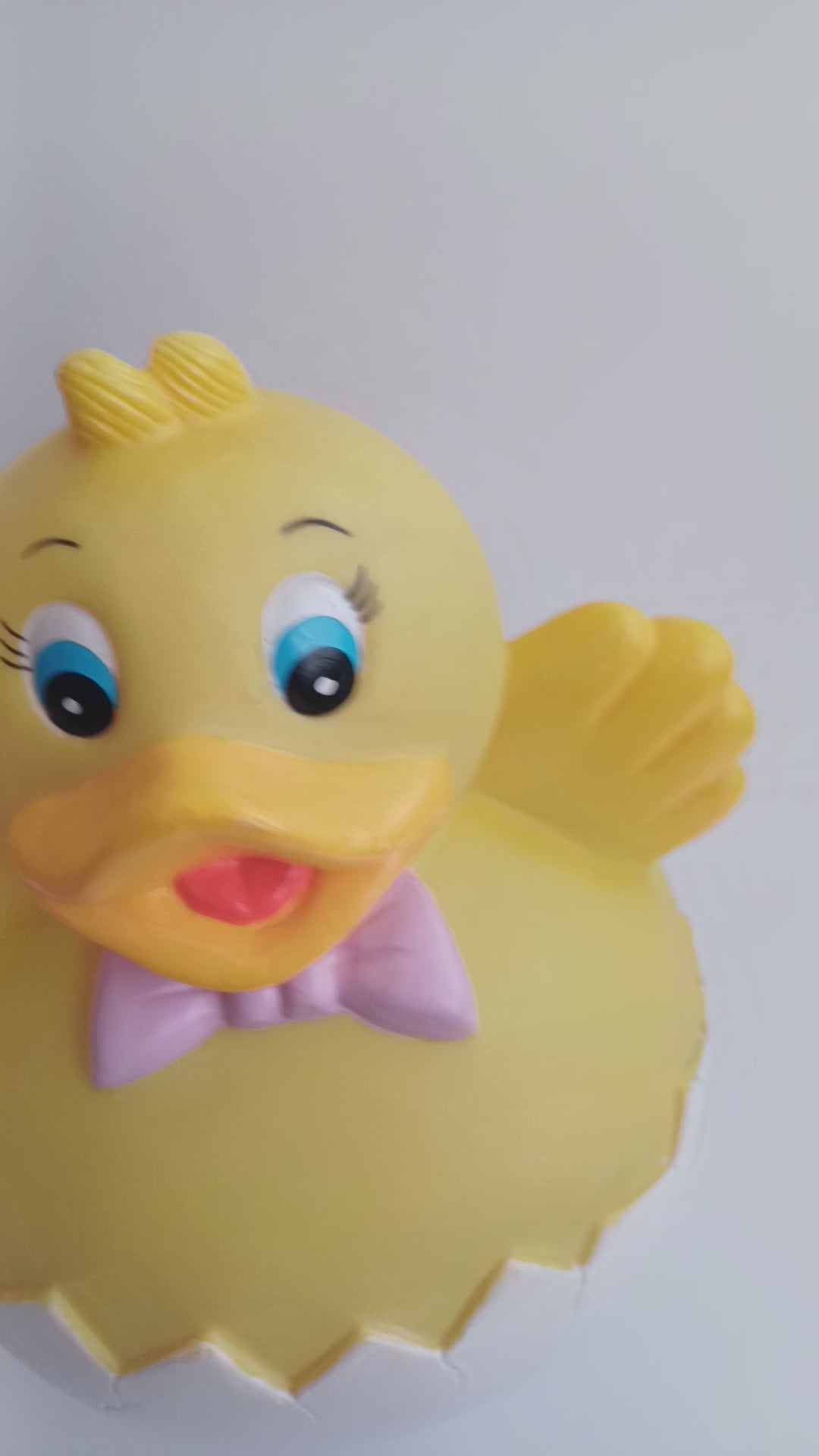 Jouet Culbuto poussin vintage dans son oeuf (Années 80)