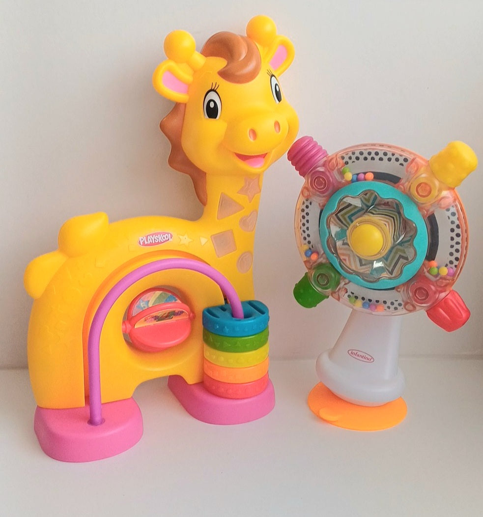 Girafe interactive et jouets de table