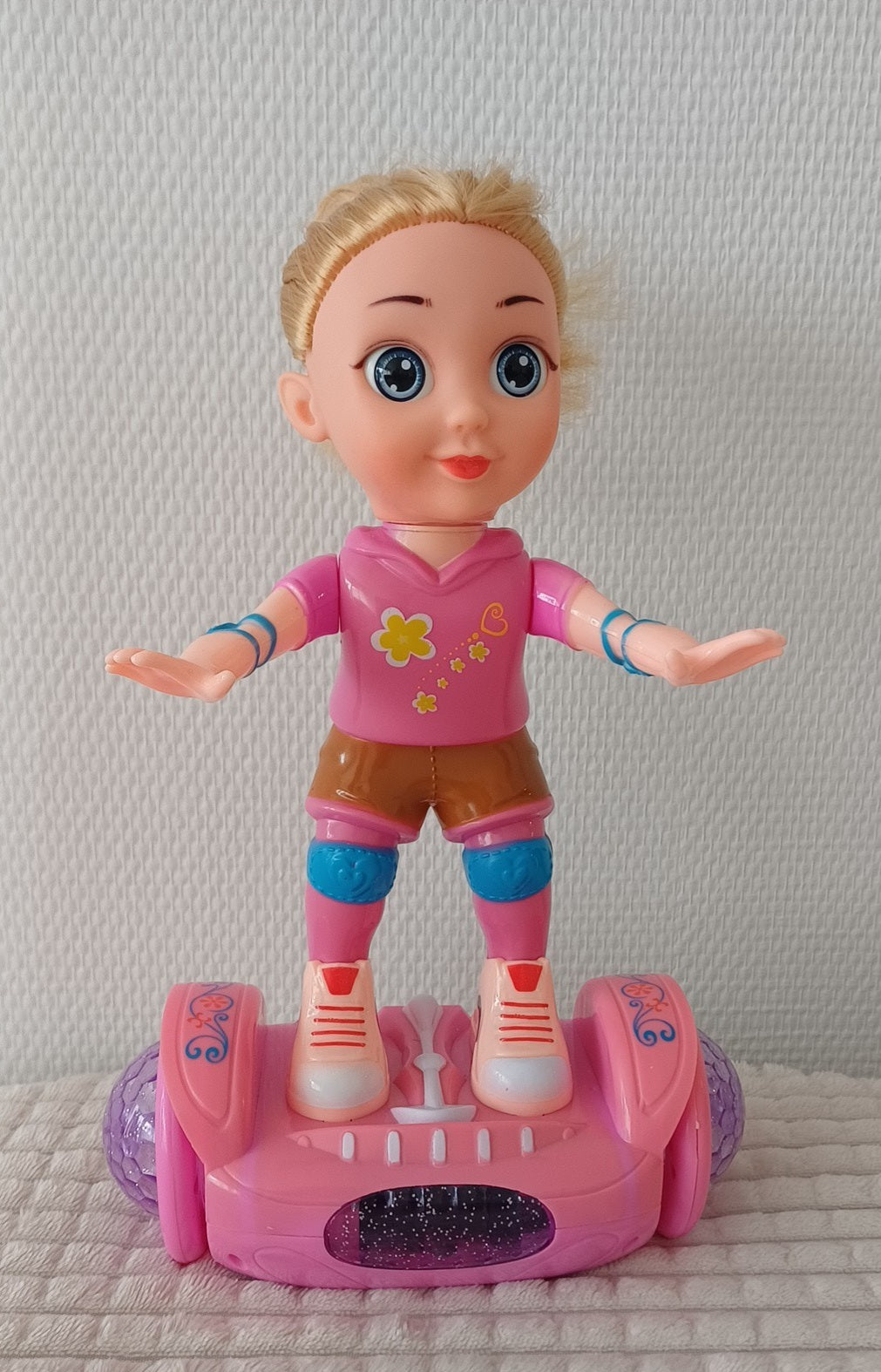 Poupée Doll Balance Car overboard musical et lumineux