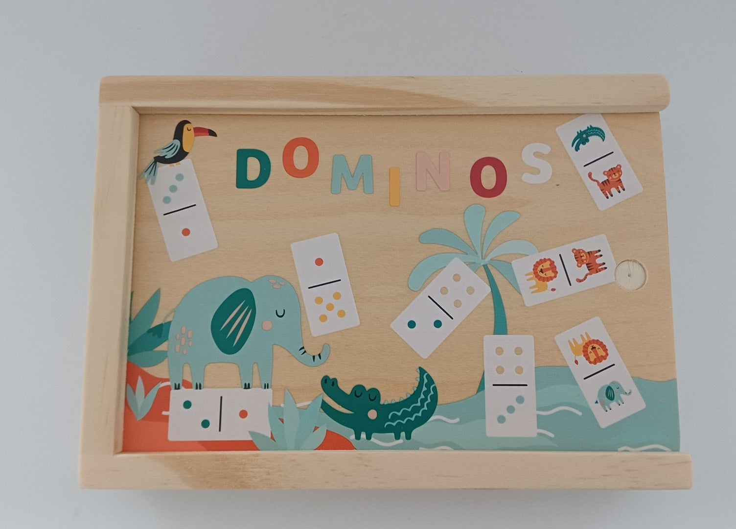 Jeu de dominos en bois