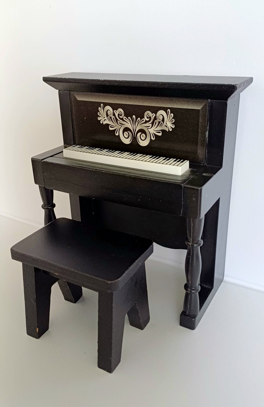 Piano Kidkraft 2011 pour maison de poupées ou figurines