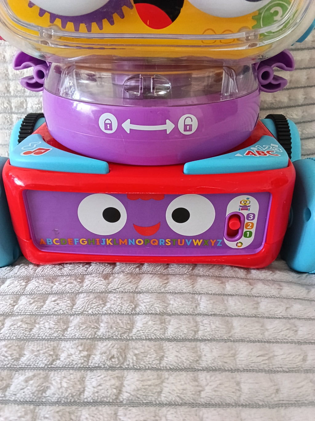 Robot d'éveil 4 en 1